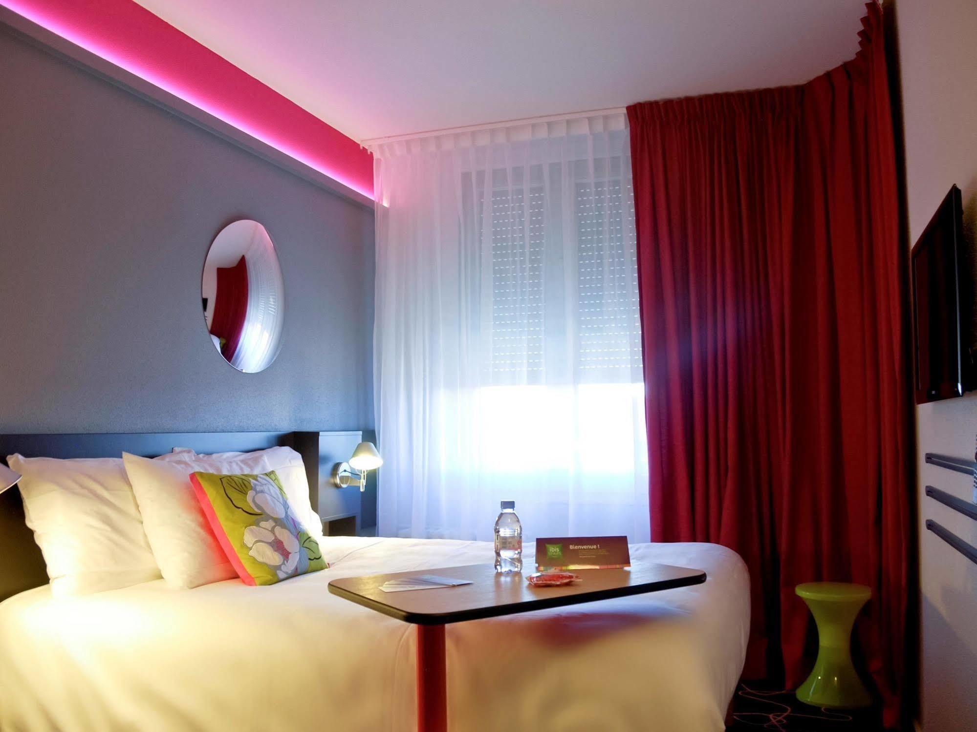 Ibis Styles Centre Gare Hotel 3*